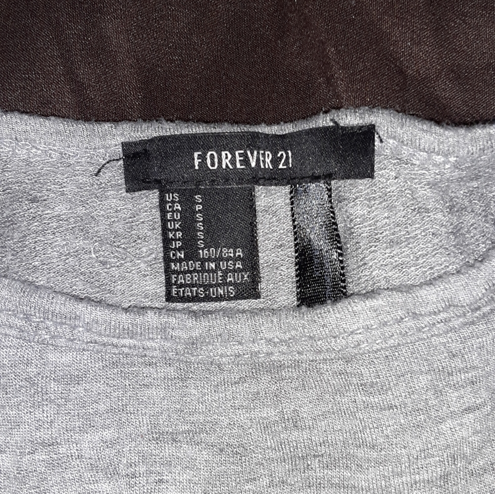 Crop top - Picture 2 of 2